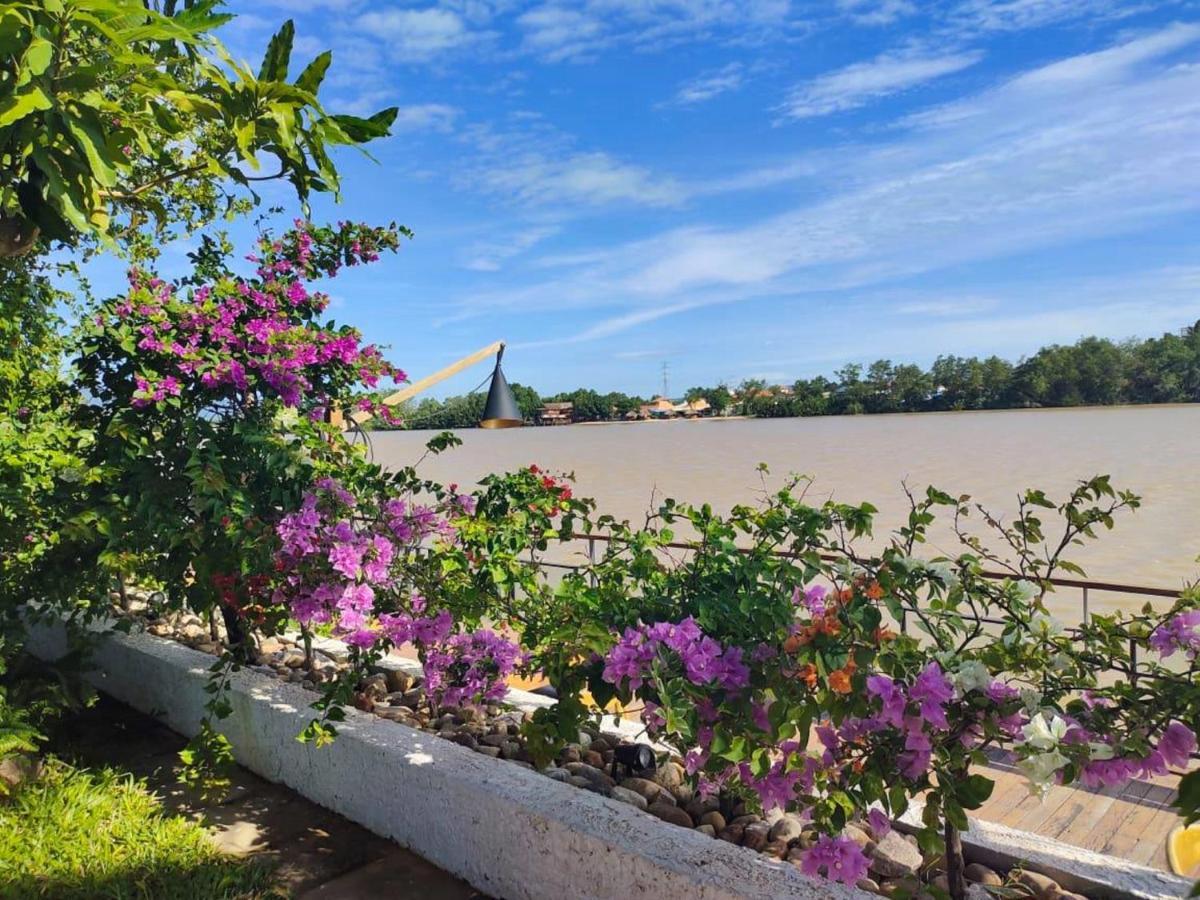 รีสอร์ท เดอะ บี รีสอร์ต